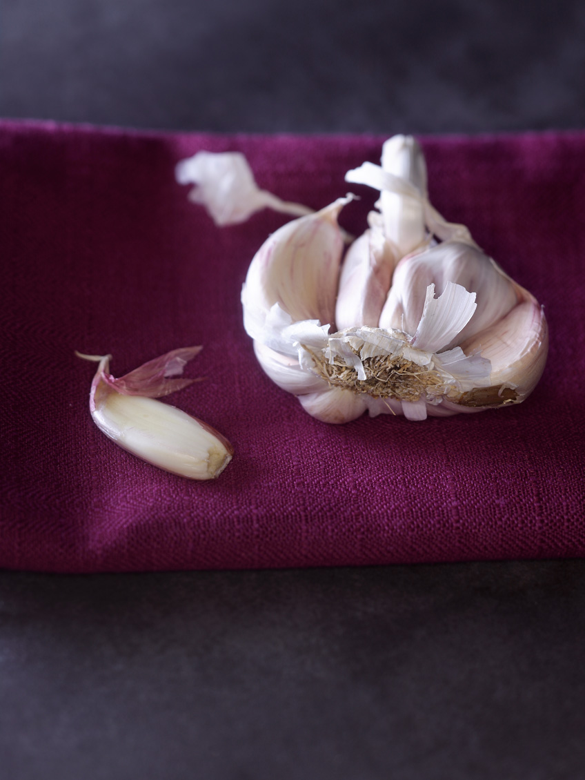 editorial - garlic solo - variationen von knoblauch