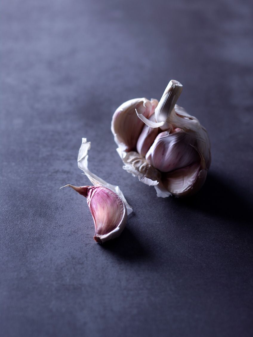 editorial - garlic solo - variationen von knoblauch